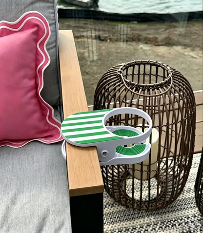 🏖️ Clip-On Drink Holder – Secure Your Beverage Anywhere!🍾